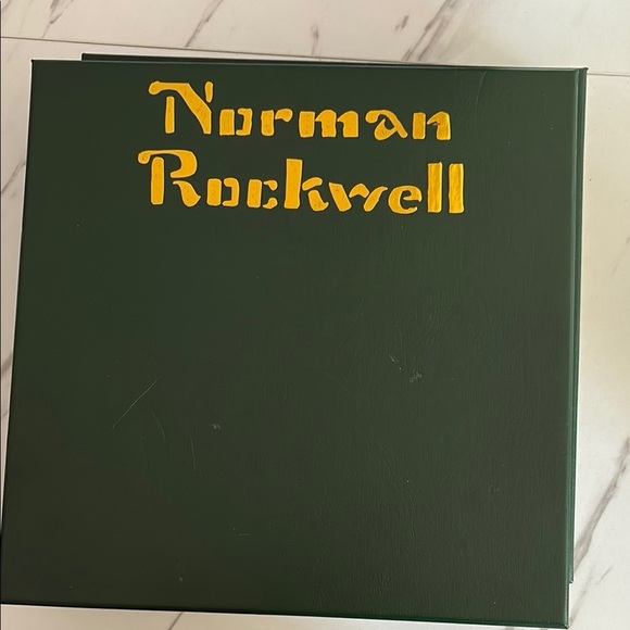 Norman Rockwell Red and Gold Holiday Decor Plate set of 2 - Picture 3 of 7